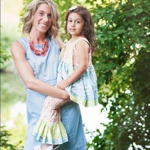 Botique tunic top and bellbottom pants